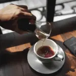 Sådan vælger du sofabord til en stor U-formet sofa